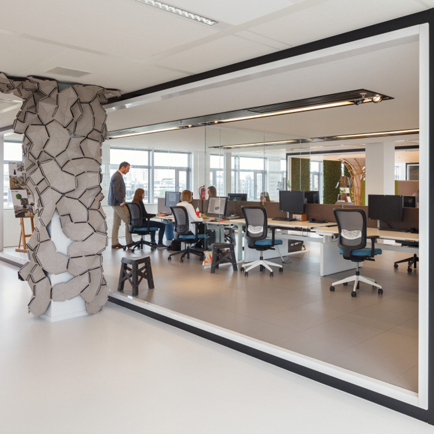 Ahrend Balance Adjustable Desks - Image 12