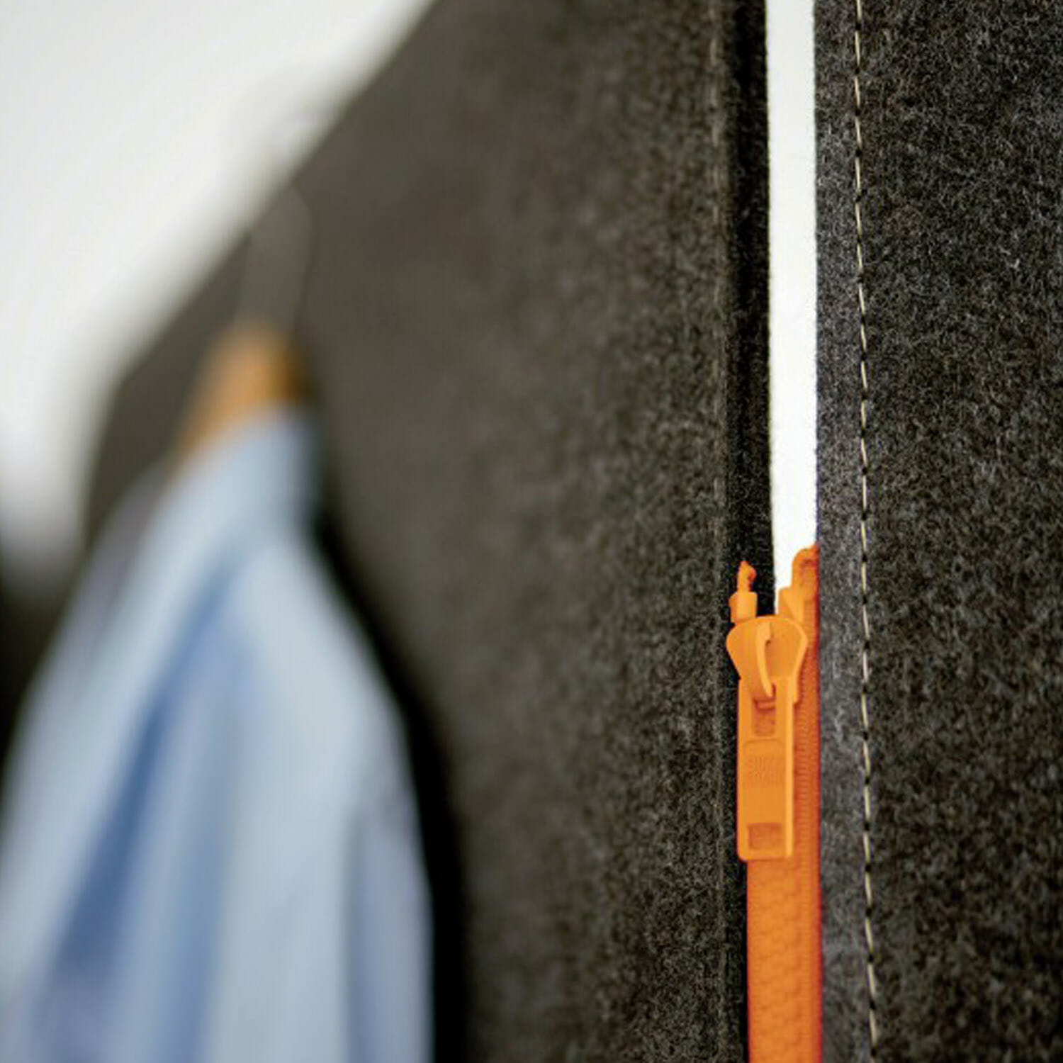 BuzziScreen Room Divider - Image 2