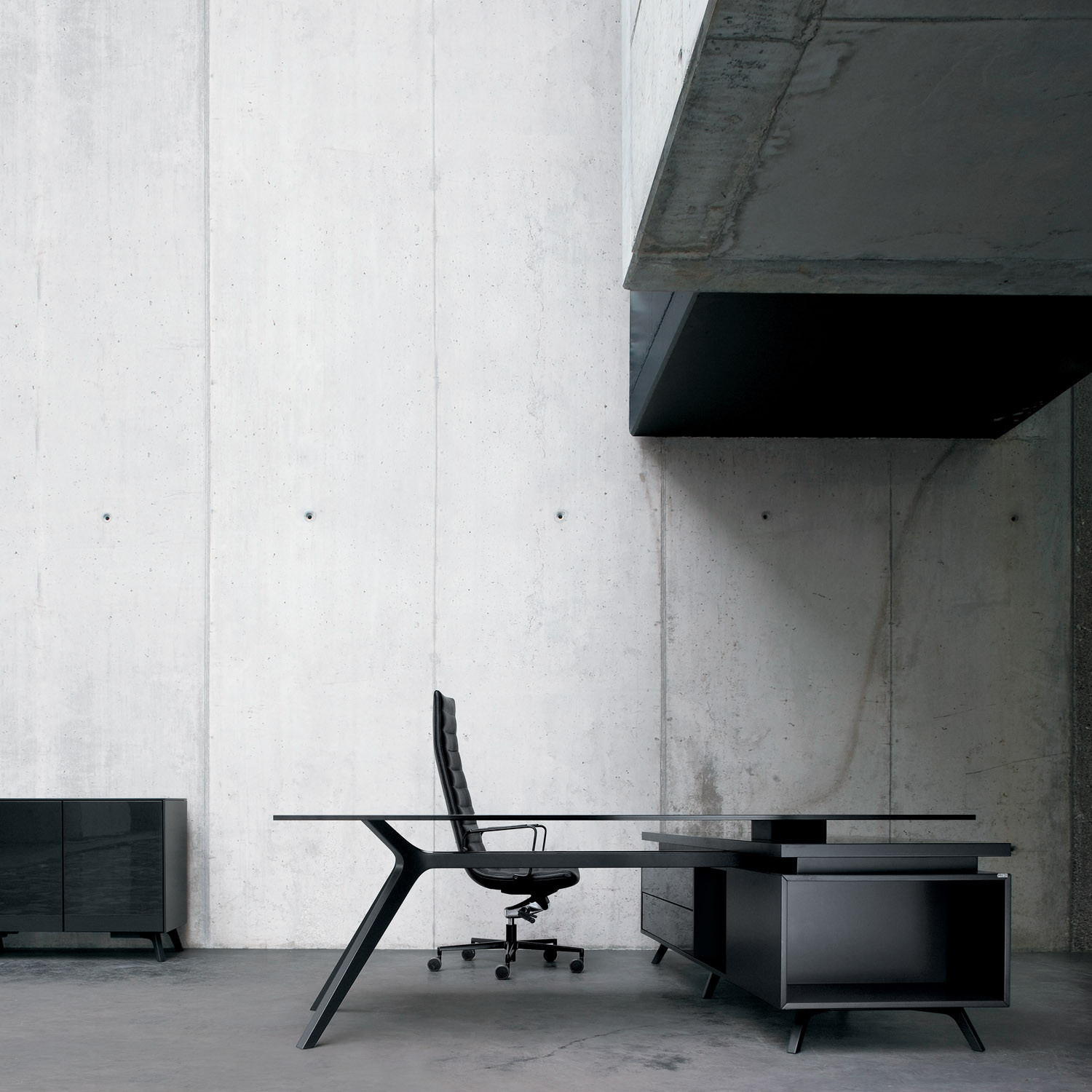 DR Executive Desks 5