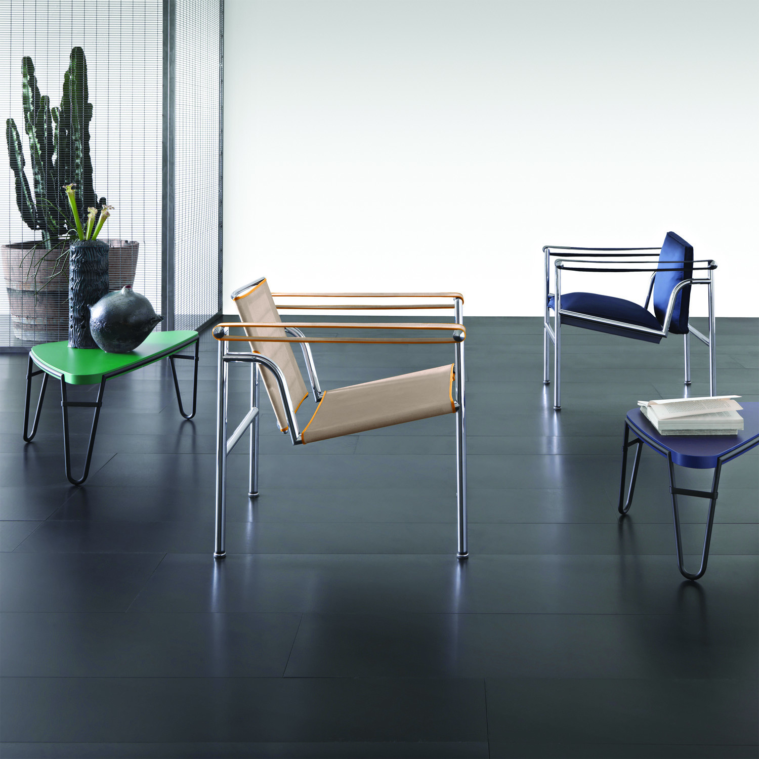 LC1 Villa Church Chair - Image 2