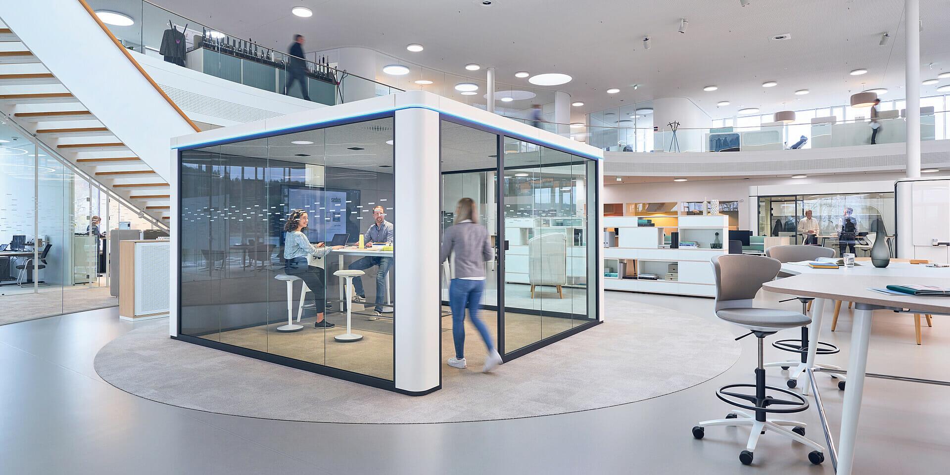 SE Cube Max Meeting Pod 3