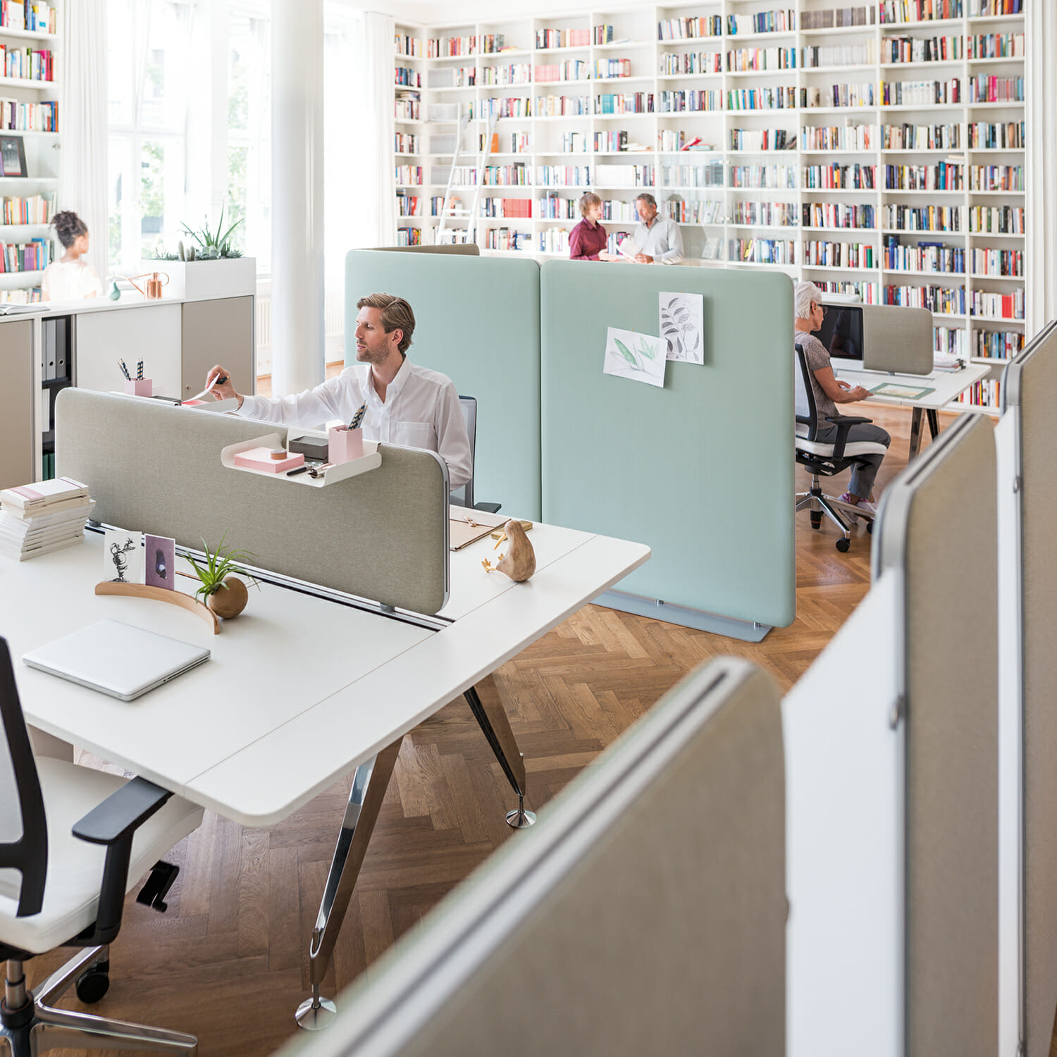SE:Wall Room Dividers - Image 5
