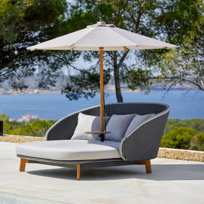 Peacock Daybed 3
