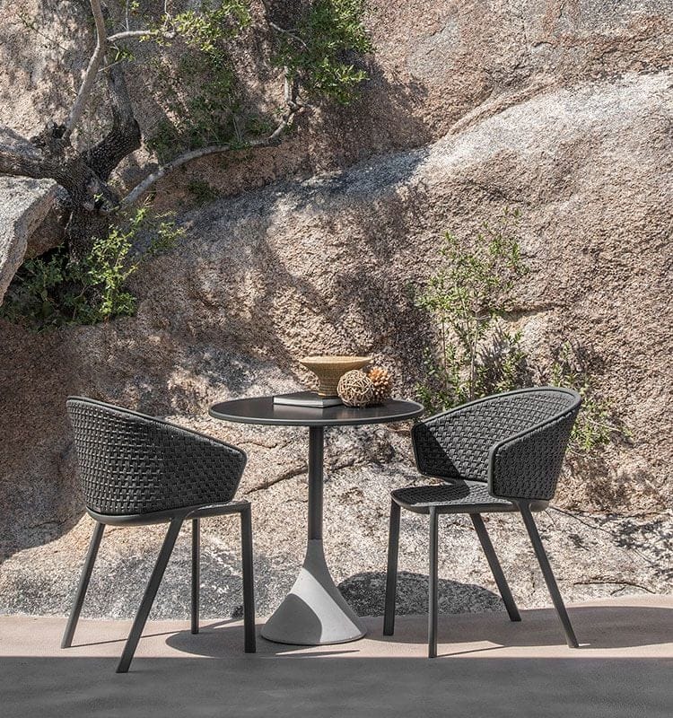 Pluvia Chair 1