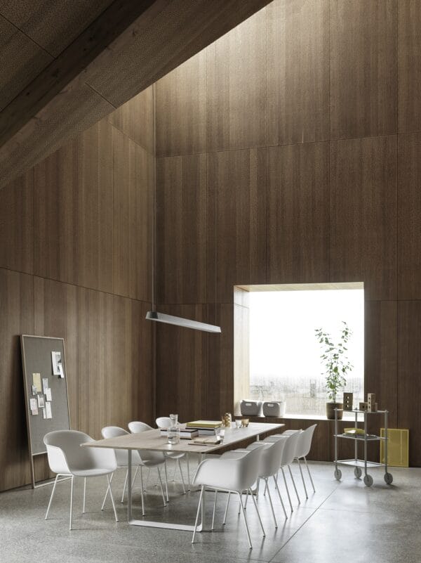 Linear Pendant Lamp 1
