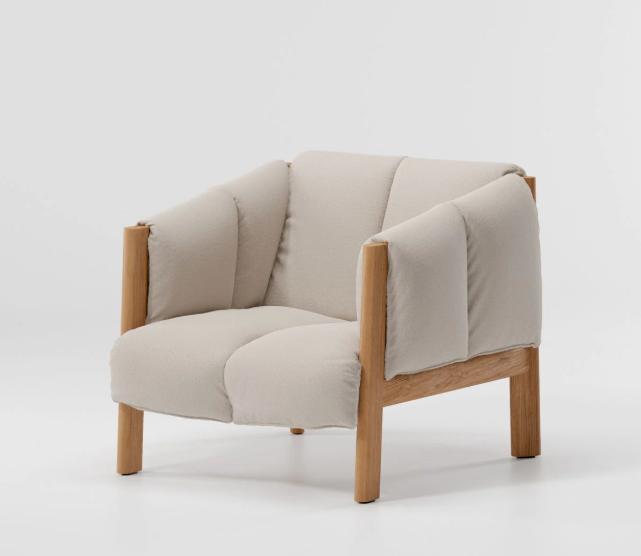 Plumon Club Armchair 1