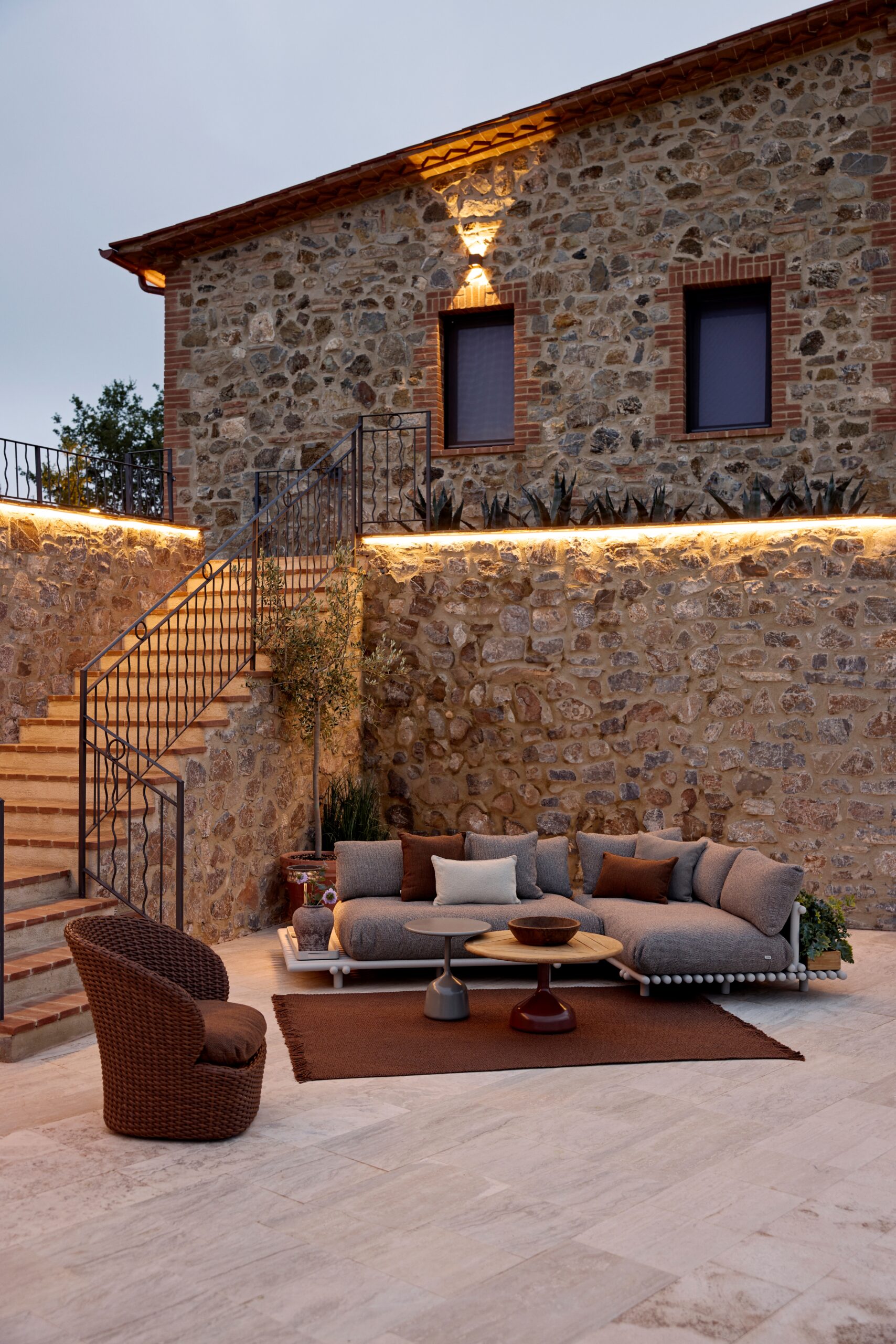 Sticks Platform Sofa 5