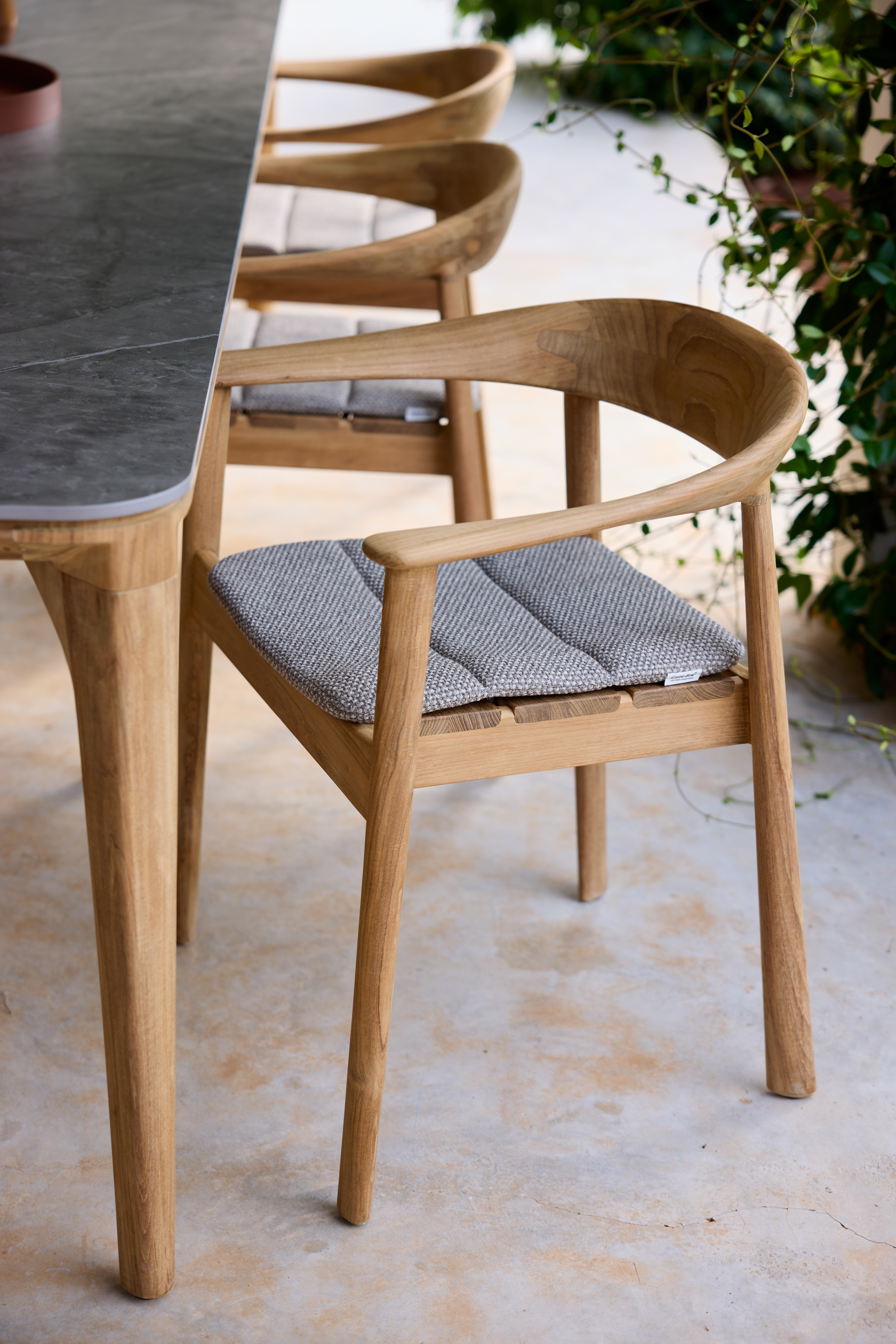 Majestic Armchair - Image 9